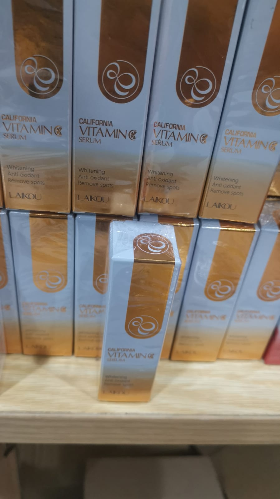 Crema Facial con Vitamina C + Acido Hialuronico